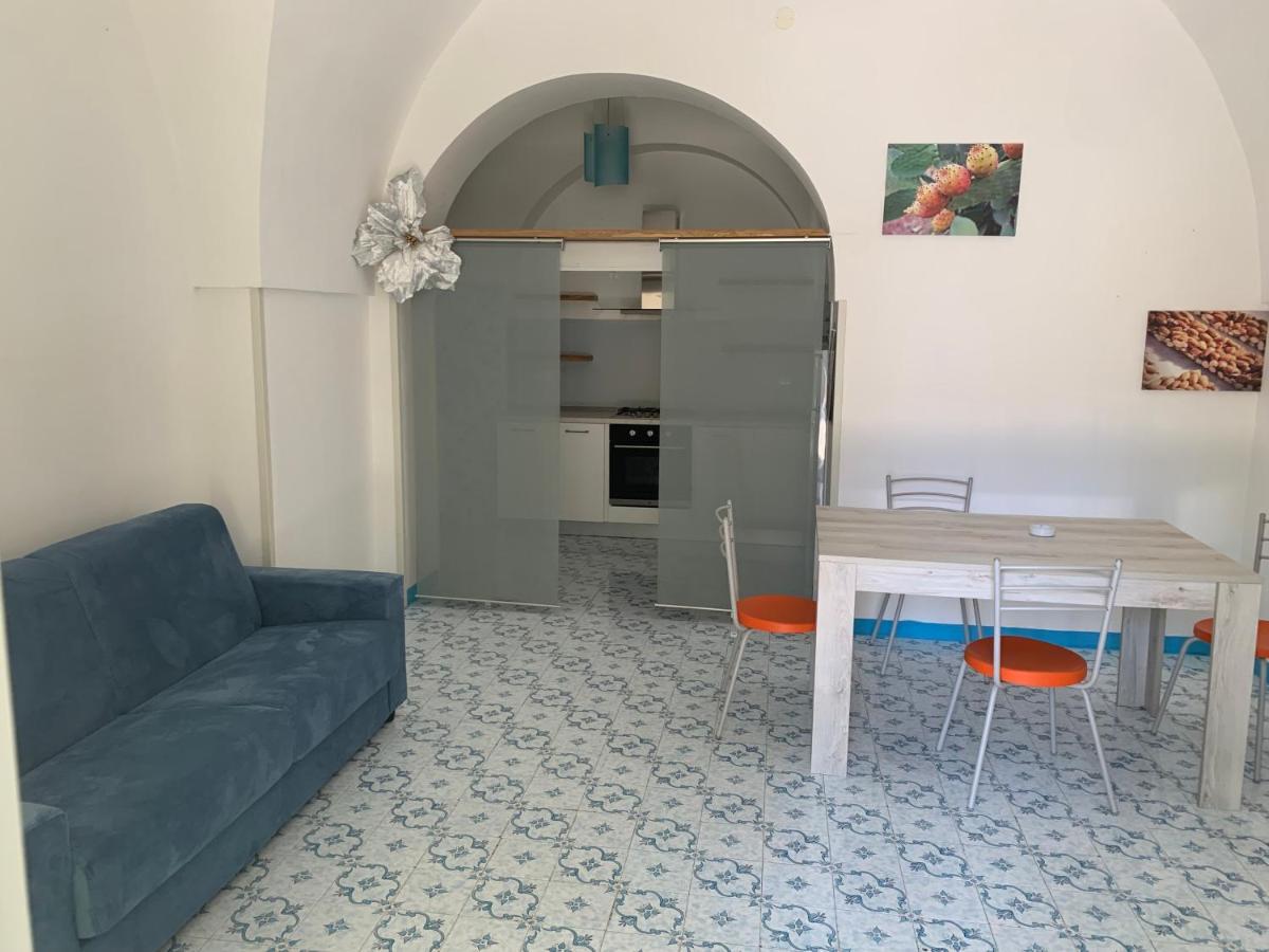 Villa Cesarea Dimora Di Charme ซานตา เชซาเรอา แตร์เม ภายนอก รูปภาพ