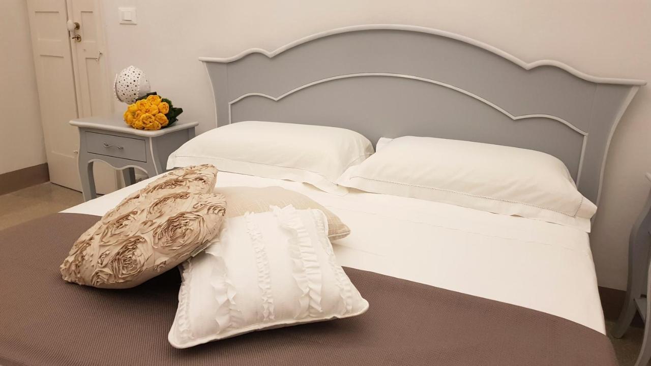 Villa Cesarea Dimora Di Charme ซานตา เชซาเรอา แตร์เม ภายนอก รูปภาพ