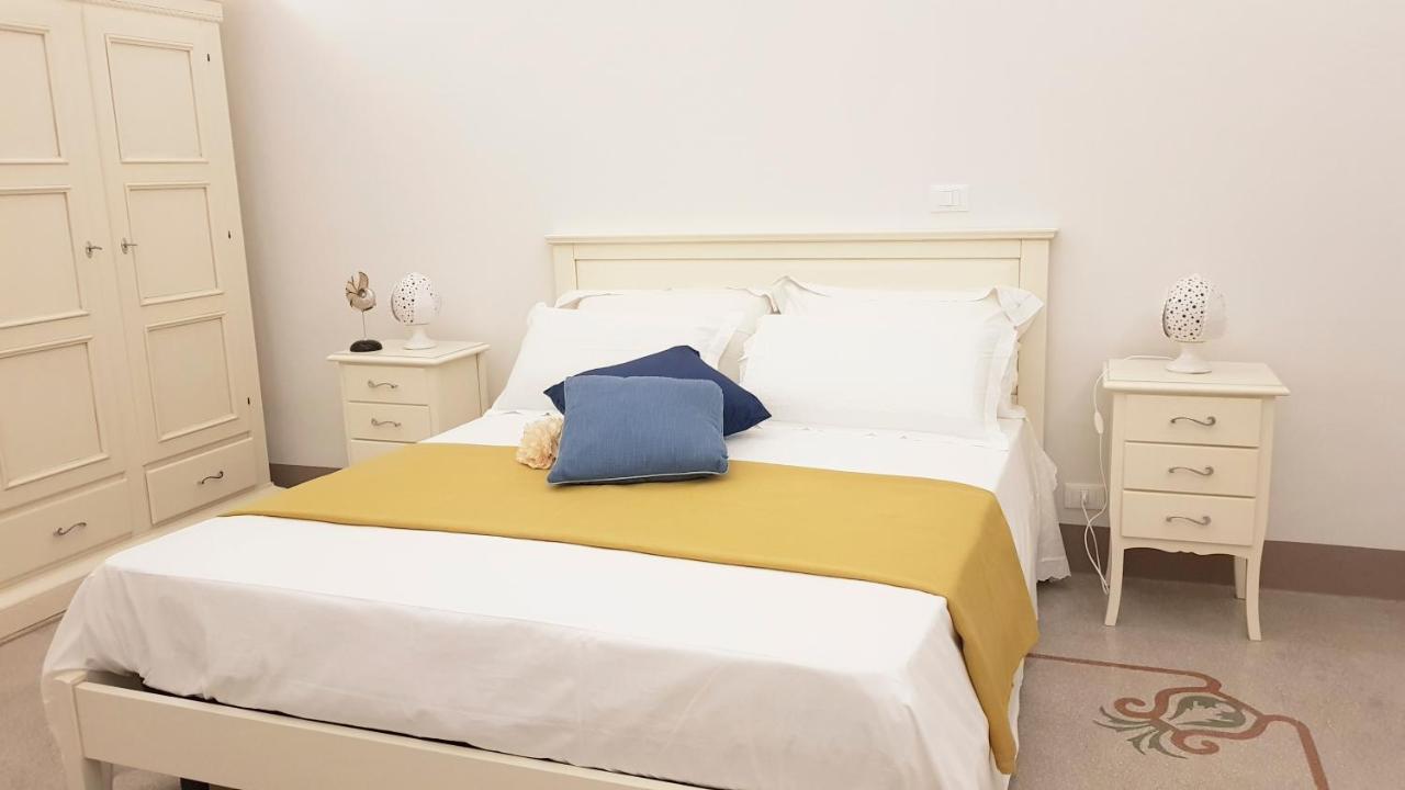 Villa Cesarea Dimora Di Charme ซานตา เชซาเรอา แตร์เม ภายนอก รูปภาพ