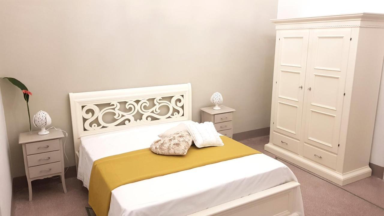 Villa Cesarea Dimora Di Charme ซานตา เชซาเรอา แตร์เม ภายนอก รูปภาพ